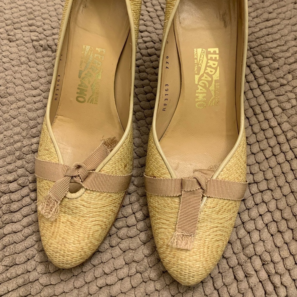 Salvatore Ferragamo Raffia Top Leather Heels Pumps with Ribbon Cream Beige 9 - Picture 11 of 16